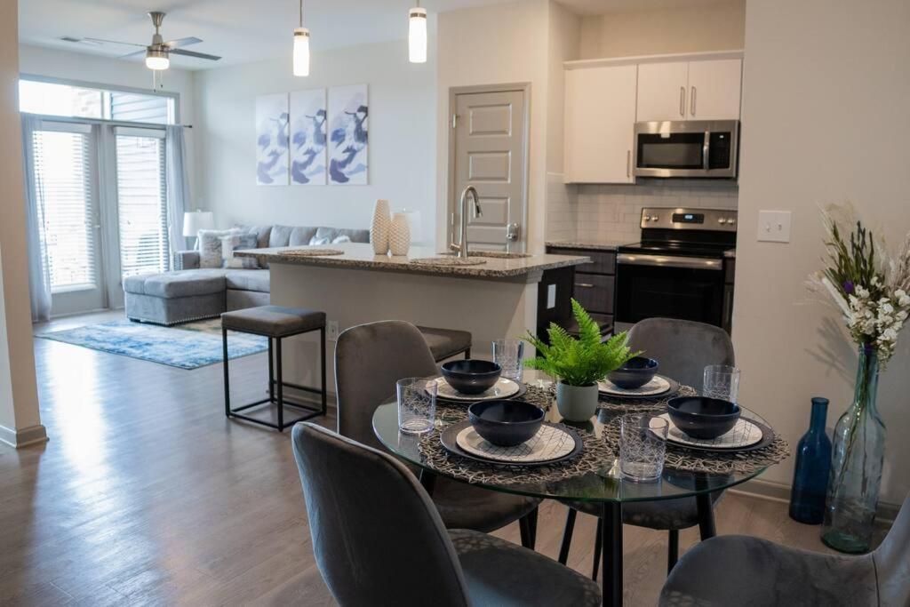 Modern And Spacious King Size Retreat Concord Exterior photo